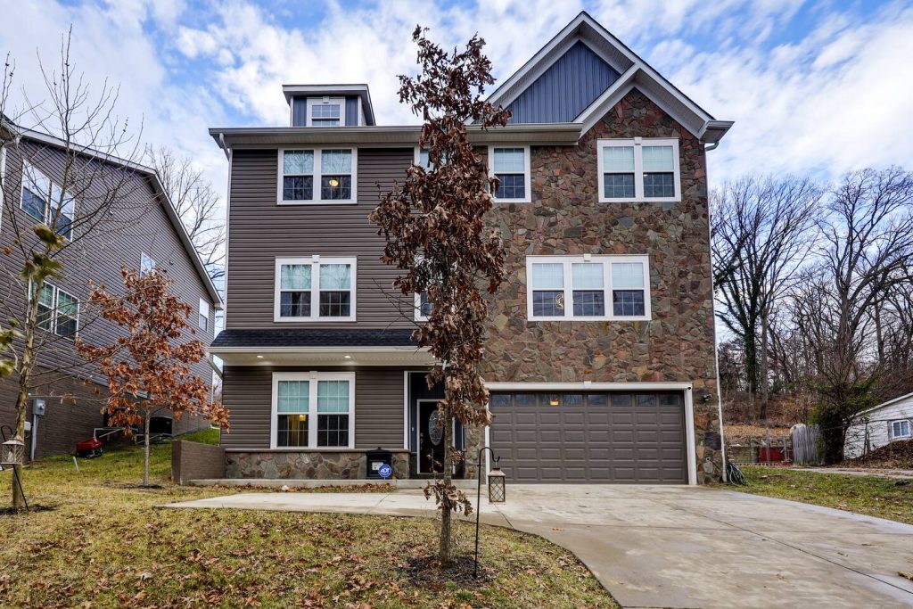 Quantico TDY & PCS Housing: 1 Mile From the Gate